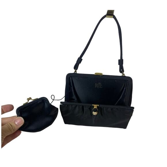 After 5 Mid Century Vintage Matte Black Satin Hinge Top Handle Evening Bag - Picture 3 of 7